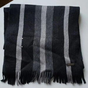 🌻 Michael kors scarf